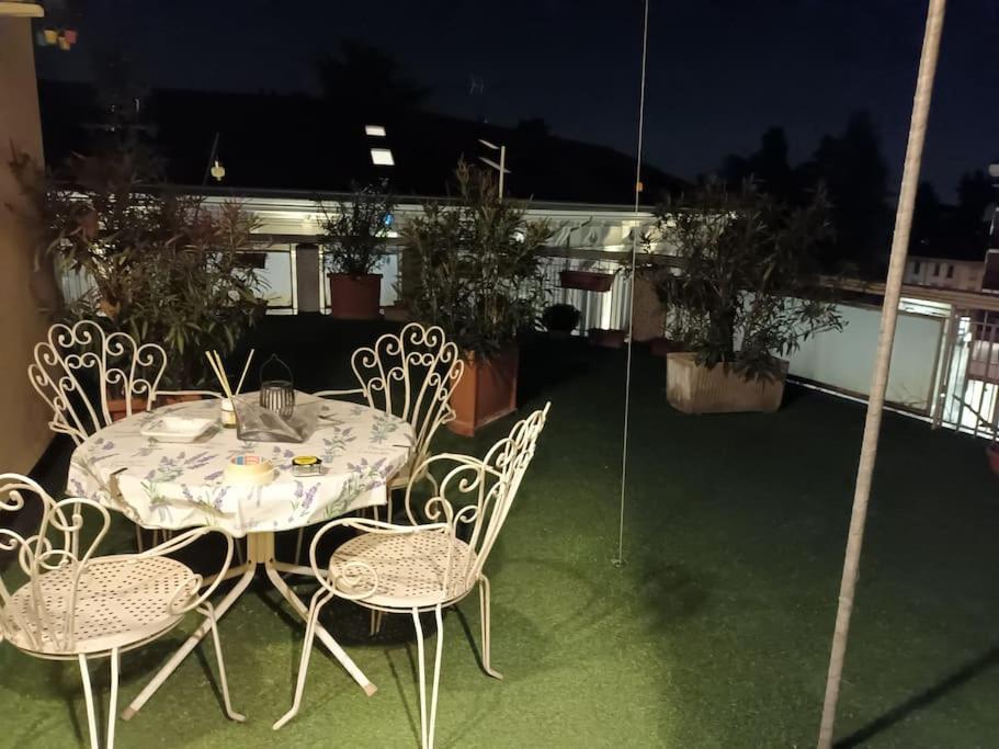 セレーニョTerrazzo In Centroアパートメント エクステリア 写真